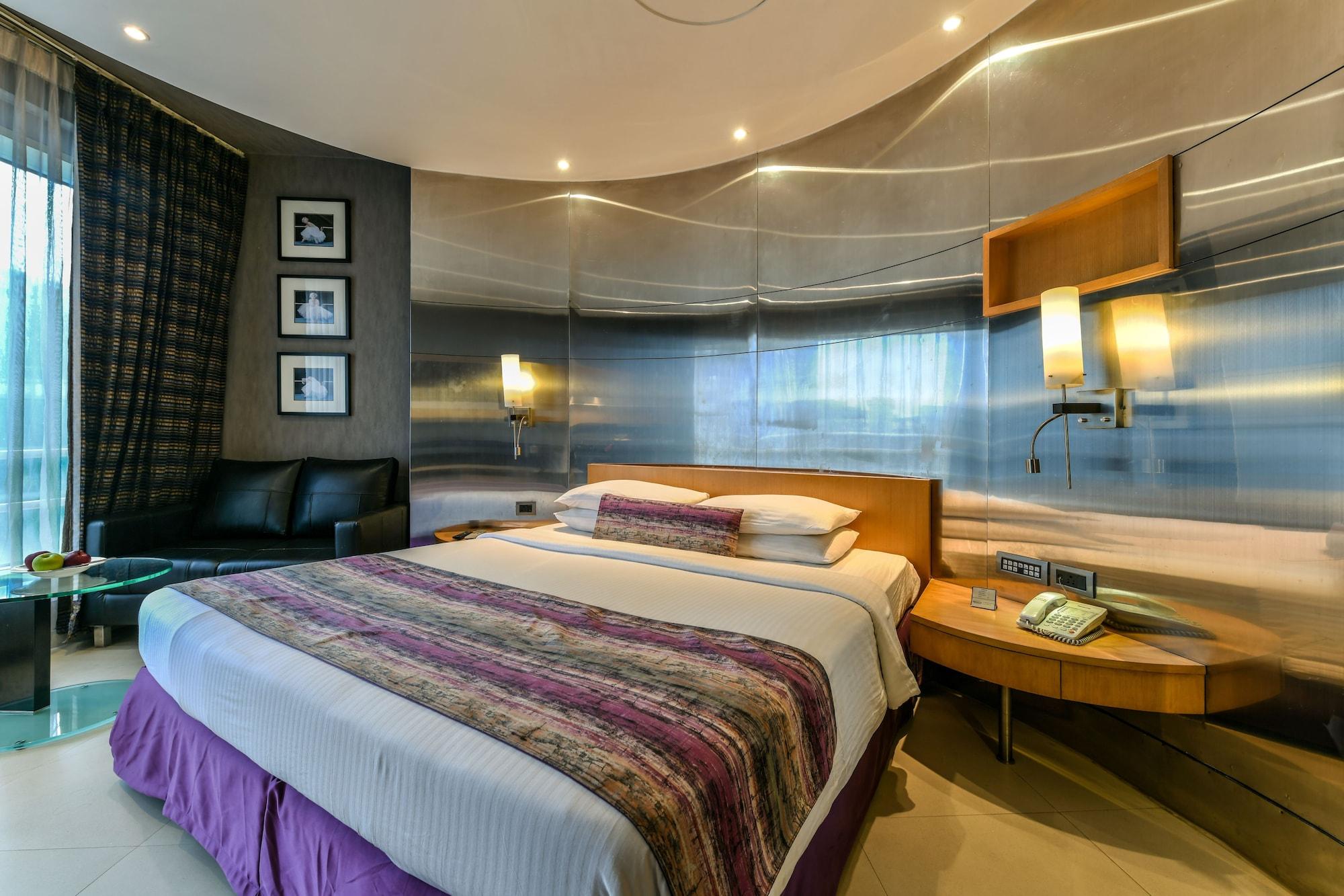 The Regale By Tunga Otel Mumbai Dış mekan fotoğraf