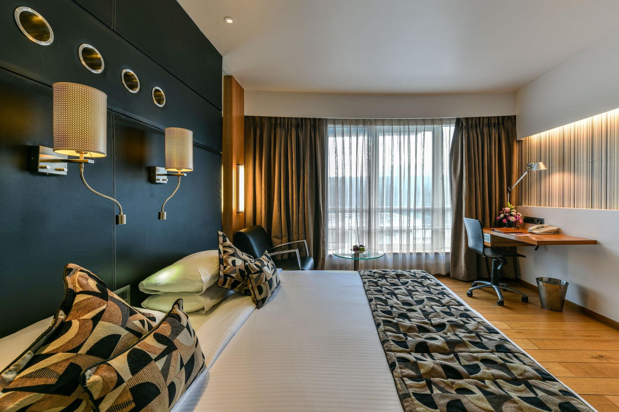 The Regale By Tunga Otel Mumbai Dış mekan fotoğraf
