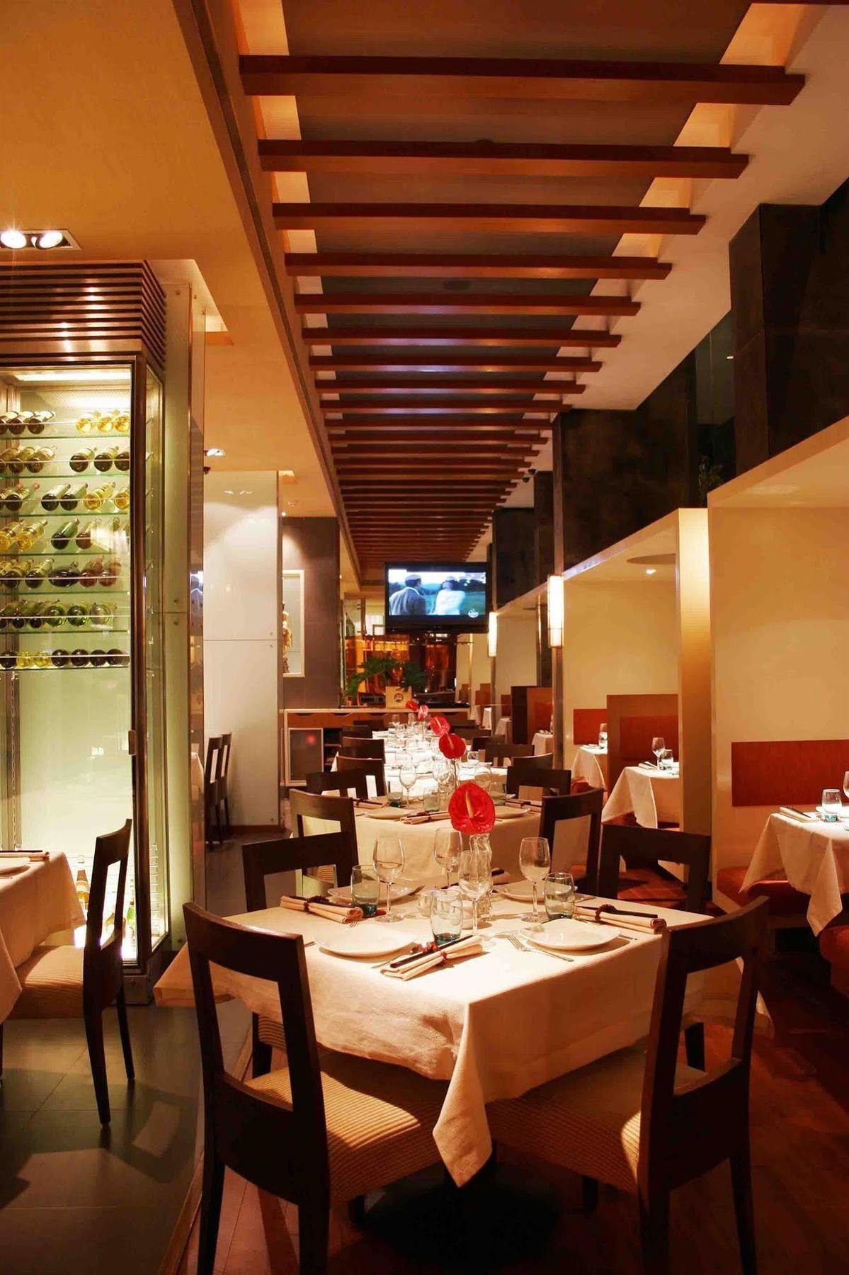 The Regale By Tunga Otel Mumbai Dış mekan fotoğraf