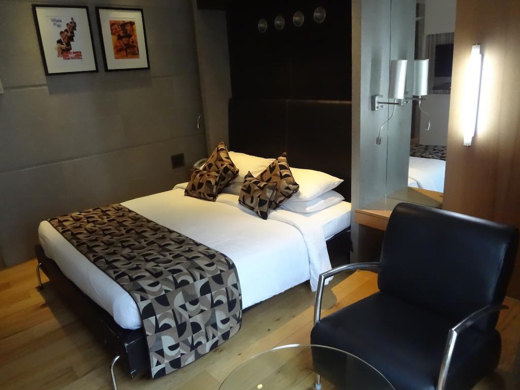 The Regale By Tunga Otel Mumbai Dış mekan fotoğraf
